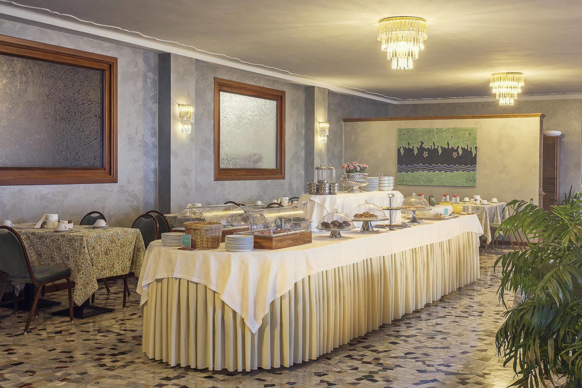 Tre Laghi Hotel Nebbiuno 外观 照片
